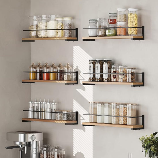 Ranges-epices-bois-de-pin-cuisine-organisée